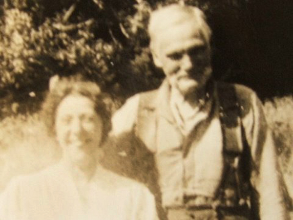 Letetia E. Jancowski (nee: Swan) wife to William James Jancowski b. Aug. 1, 1885